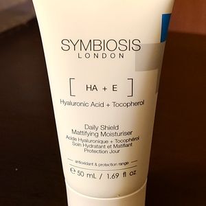 Symbiosis London Mattifying Moisturizer